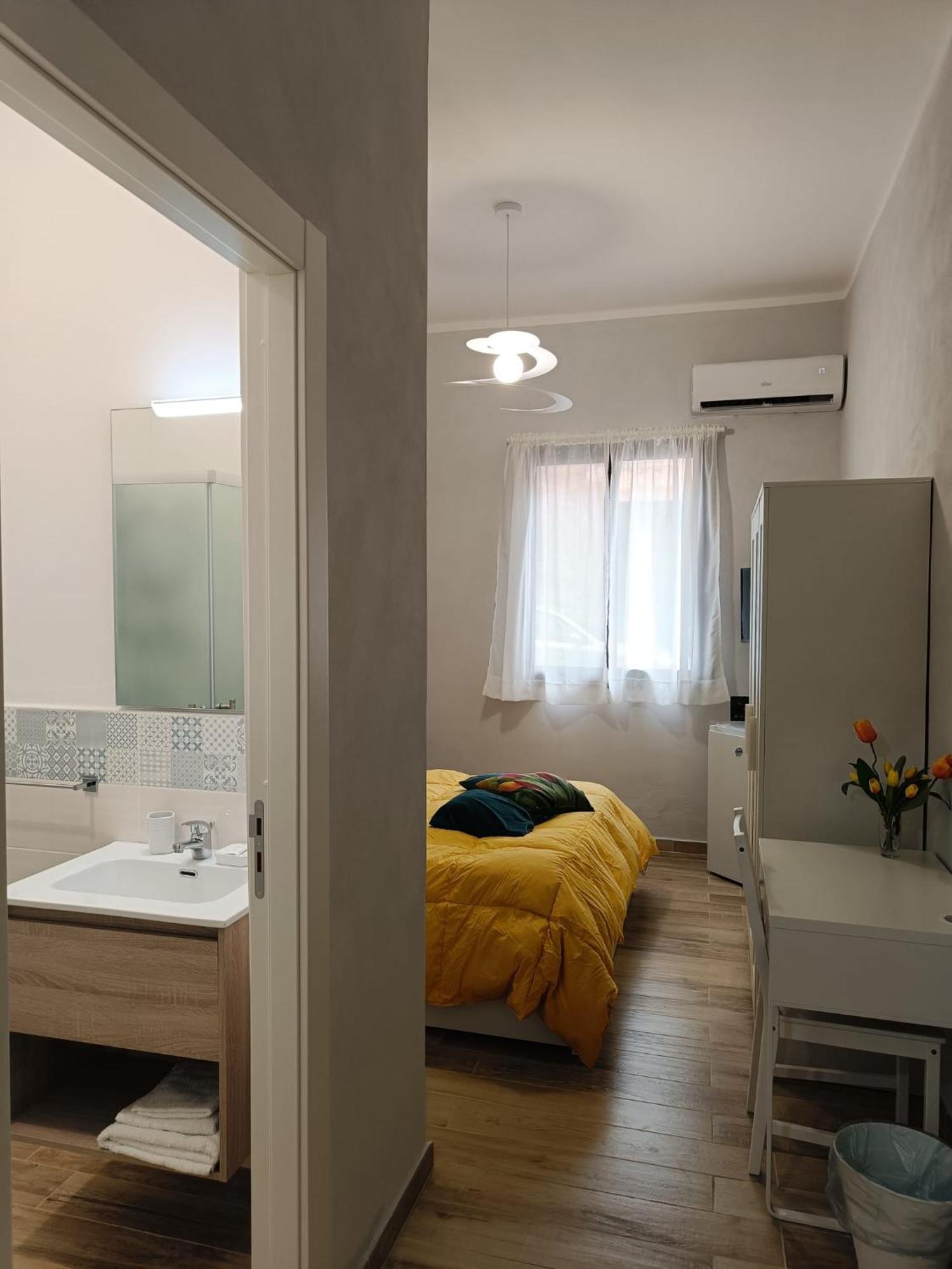 Casa Vacanze Da Nonno Peppe / Suites 1, 2, & 3 Appartamento Terrasini