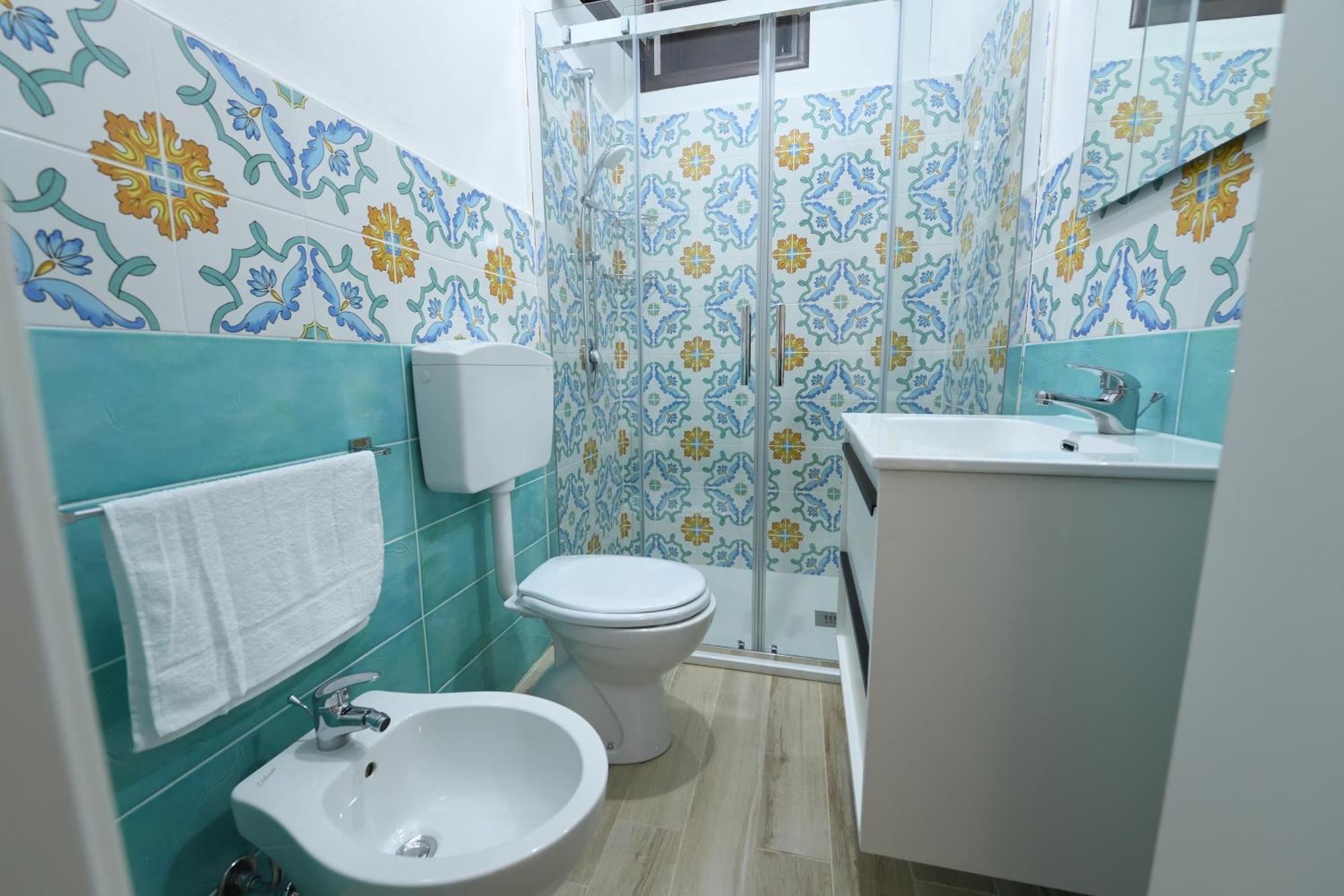 Casa Vacanze Da Nonno Peppe / Suites 1, 2, & 3 * Terrasini
