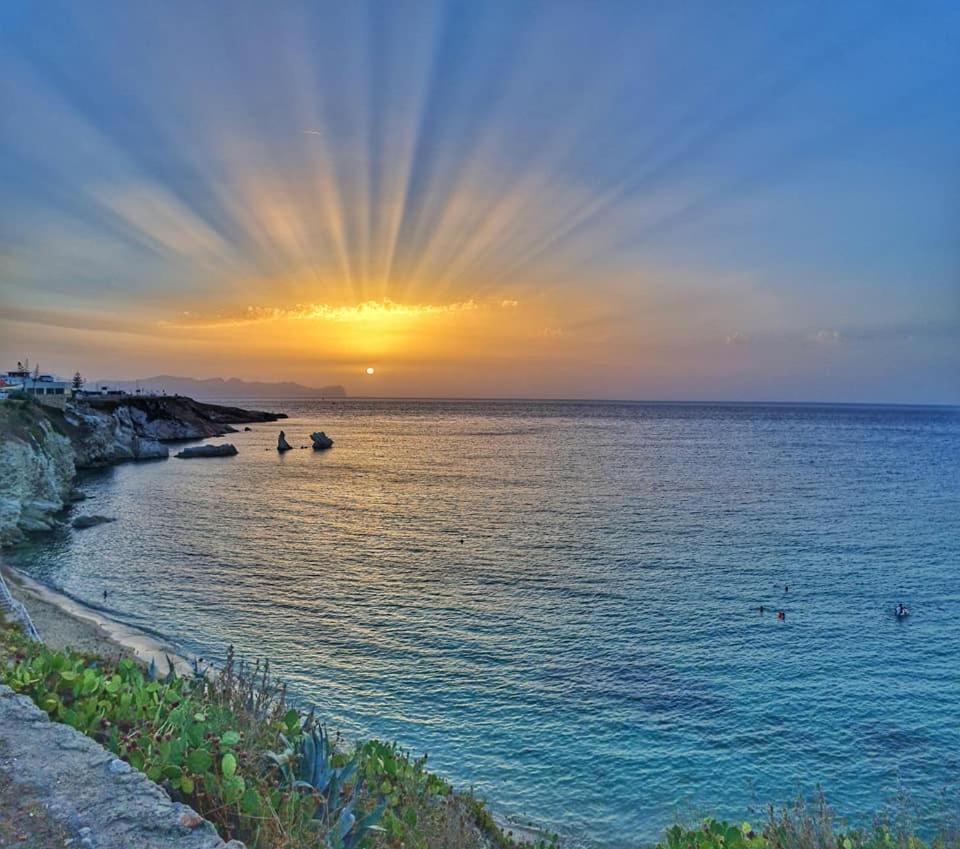 Casa Vacanze Da Nonno Peppe / Suites 1, 2, & 3 *